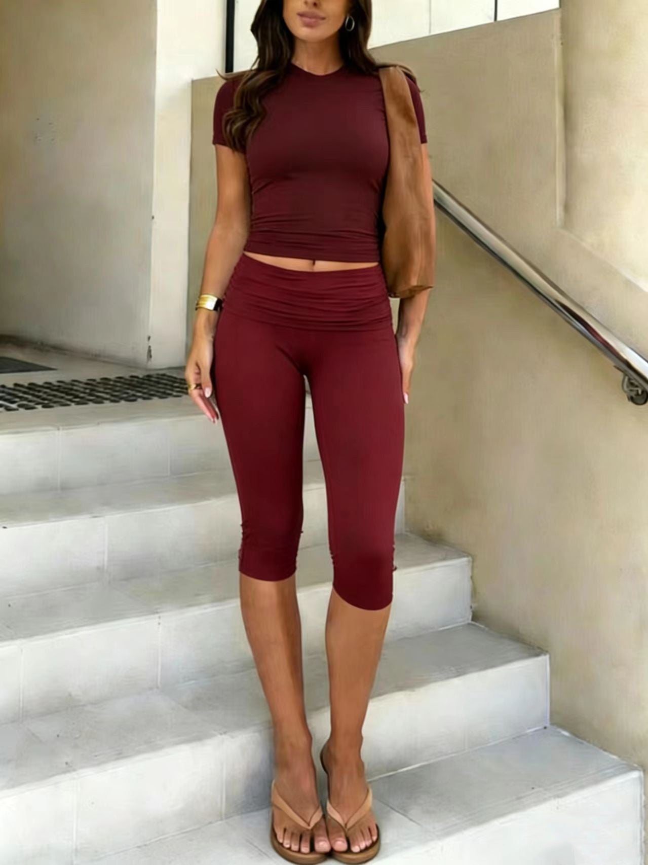 OFFBRACE Women’s Fitted Short Sleeve T-Shirt & Ruched Cropped Pants 2 Piece Casual Set