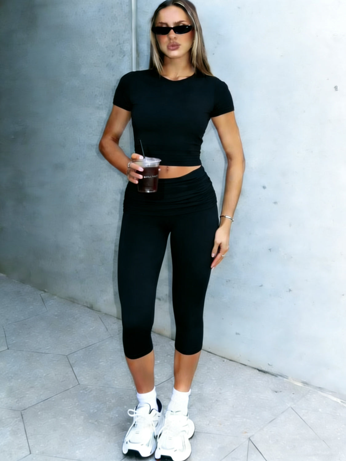 OFFBRACE Women’s Fitted Short Sleeve T-Shirt & Ruched Cropped Pants 2 Piece Casual Set