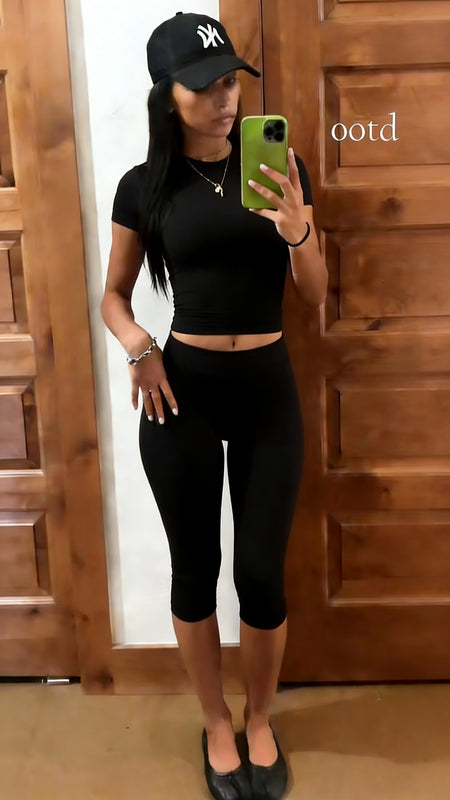 Women's Fitted Short Sleeve T Shirt & Ruched Cropped Pants 2 Piece Set Casual Athleisure Lounge Travel Daily Workout Activewear Outfit