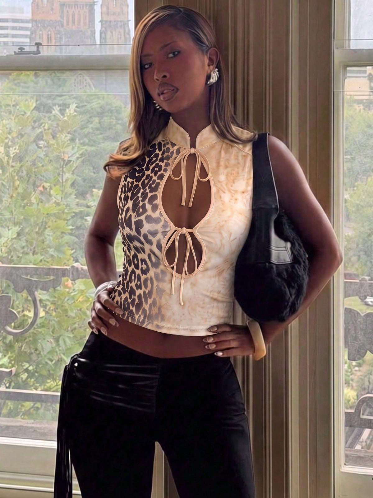 Fashion Stand Collar Printed Hollow Knotted Crop Top, Sleeveless Slim Hot Girl Style. Cutout Twist Detail, Ideal For Dating, Travel Daily Streetwear.